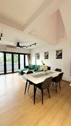 Blk 547 Jurong West Street 42 (Jurong West), HDB Executive #559383641